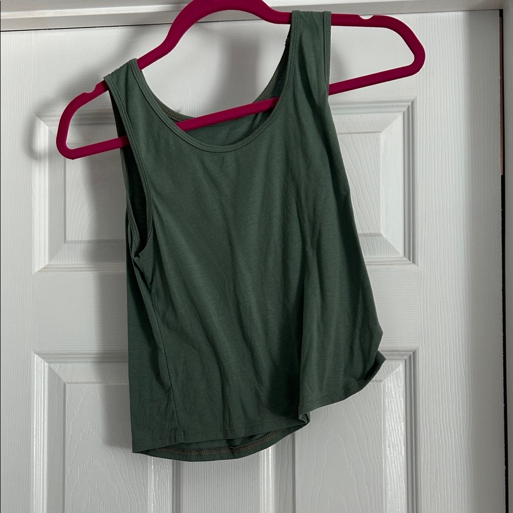 Women's Green Sleeveless Top